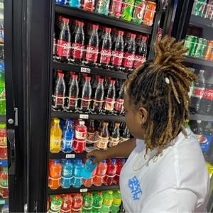 Meet your Posher, Alexicia